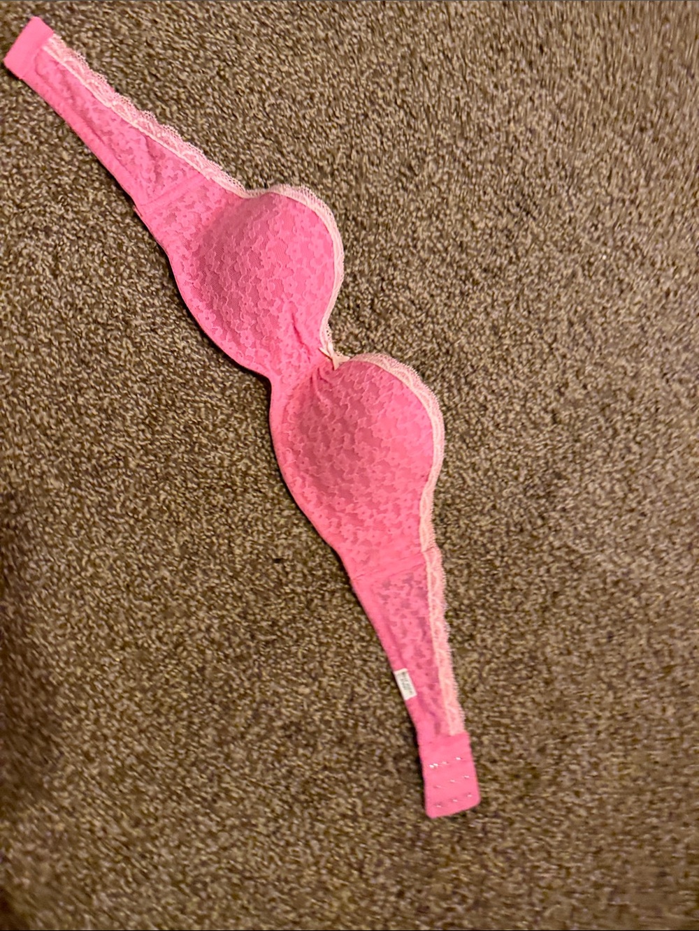 Gilly Hicks Bright Pink Lace Strapless Bra